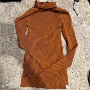Long Top/can be worn as a dress